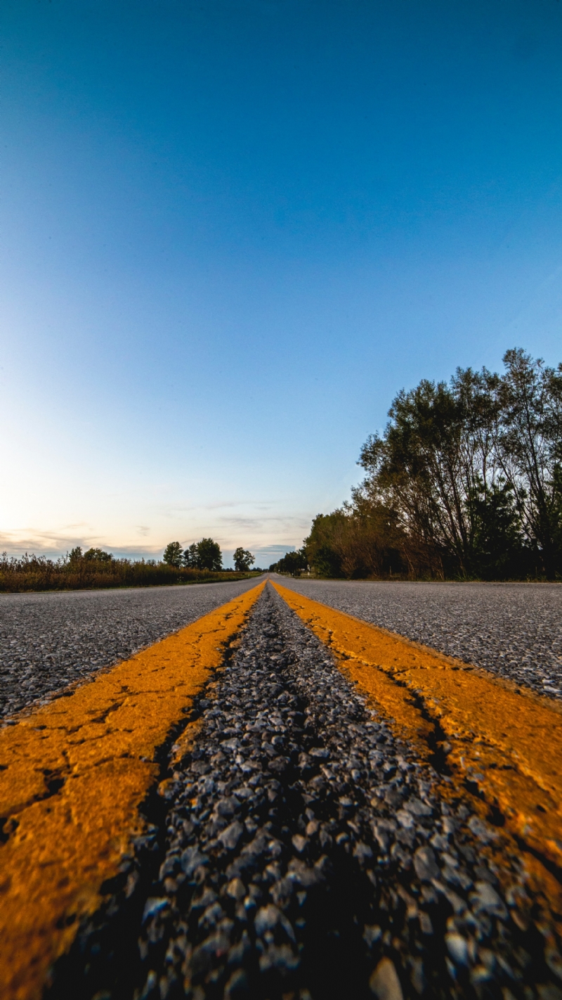 jason-mowry--Sk7VlAhS_o-unsplashd4e8.jpg 方案配图,色彩意境,蓝色,