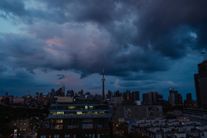 patrick-tomasso-biRNA1Nb9OM-unsplash56c8.jpg 方案配图,色彩意境,蓝色,