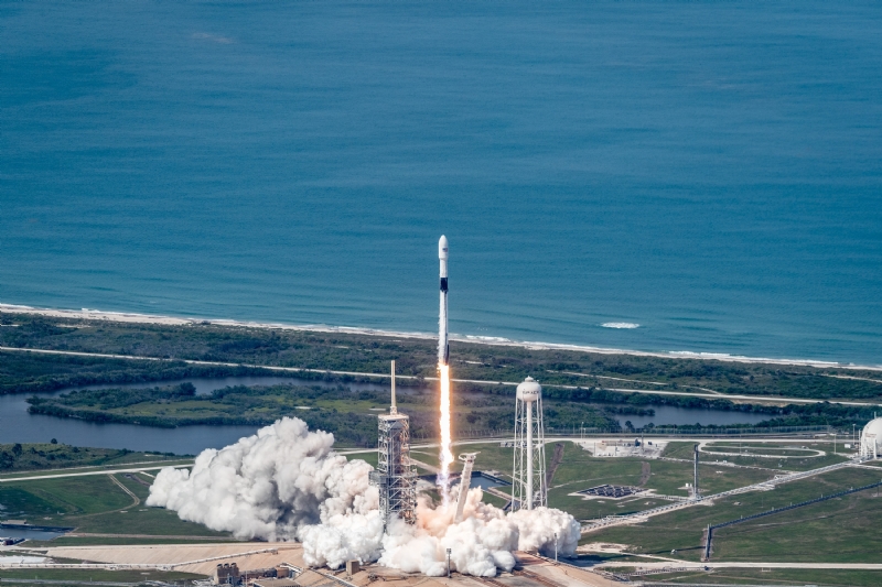 spacex-t3HVjP4xNsg-unsplash7349.jpg 方案配图,色彩意境,蓝色,