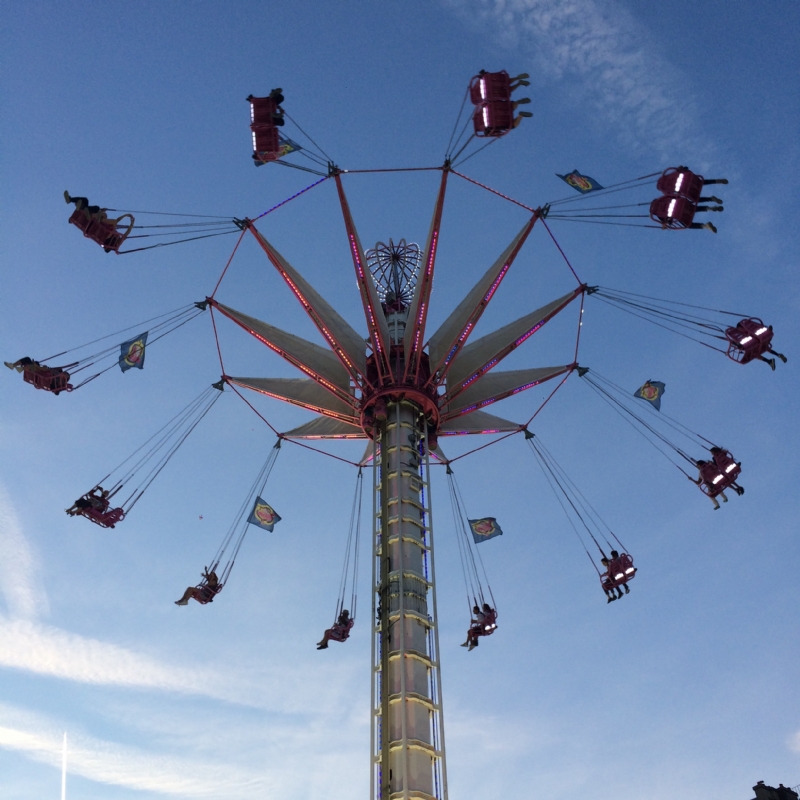 tanya-santos-DyWzItn5Vxo-unsplashf01d.jpg 方案配图,色彩意境,蓝色,