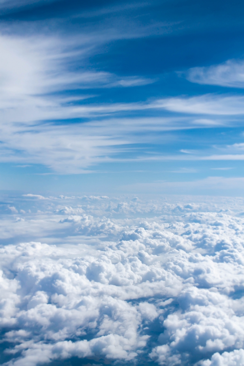 taylor-van-riper-yQorCngxzwI-unsplash46f6.jpg 方案配图,色彩意境,蓝色,