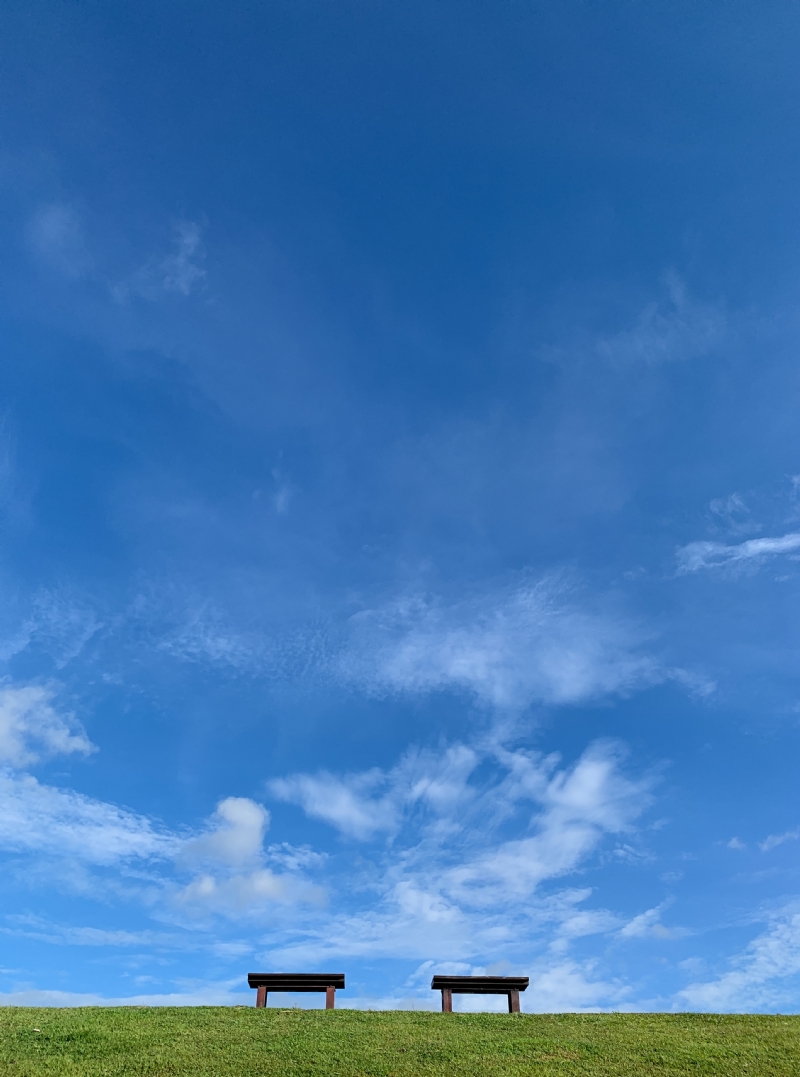 wang-binghua-0ubN_9HHILs-unsplash2b0b.jpg 方案配图,色彩意境,蓝色,