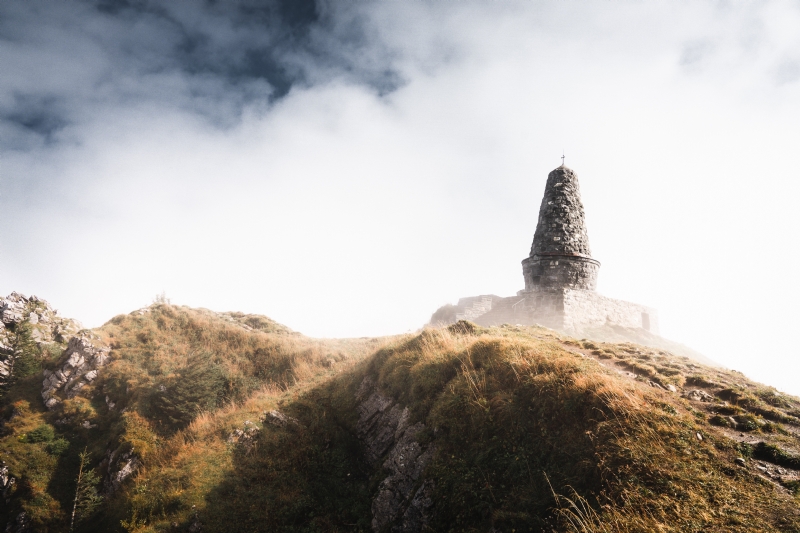 ansgar-scheffold--VSEdvRnB5E-unsplash5451.jpg 方案配图,色彩意境,褐色,