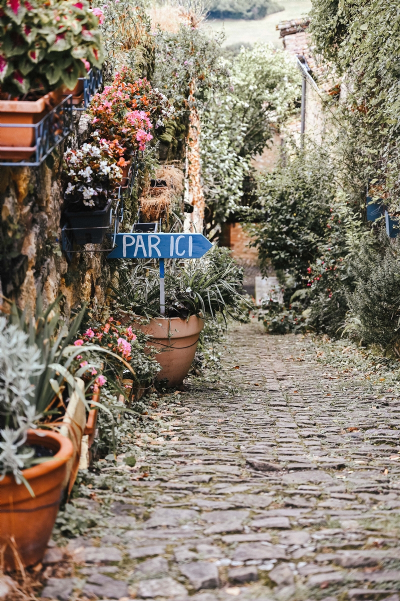 gaelle-marcel-uqXnfgYtDnU-unsplash7525.jpg 方案配图,色彩意境,白色,