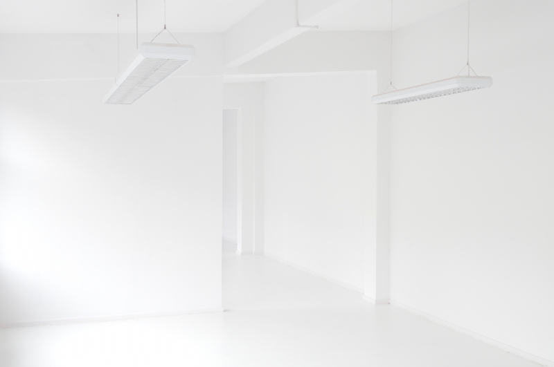 r_-r-2_BZuGgkP4k-unsplash758a.jpg 方案配图,色彩意境,白色,