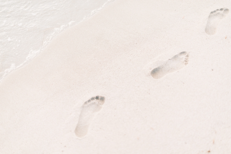 roman-kraft-w02Uizl_rhQ-unsplash6a3e.jpg 方案配图,色彩意境,白色,