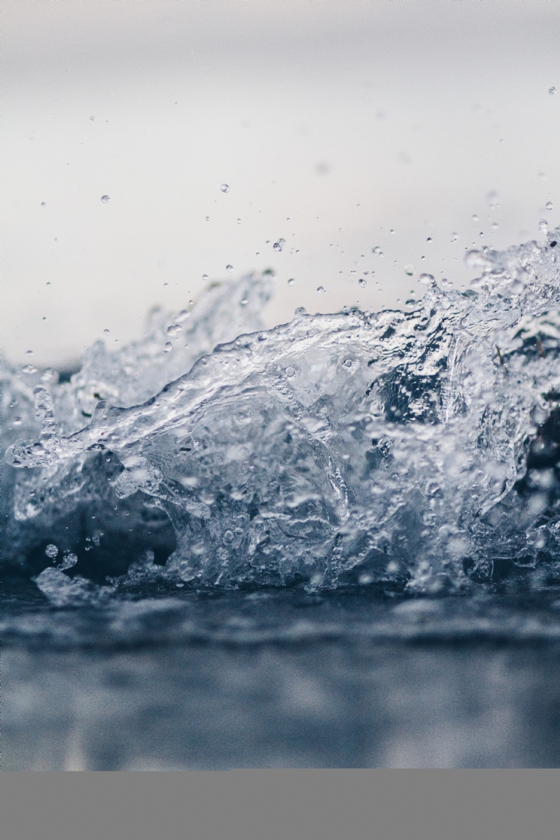 samara-doole-peaTniZsUQs-unsplash63ff.jpg 方案配图,色彩意境,白色,