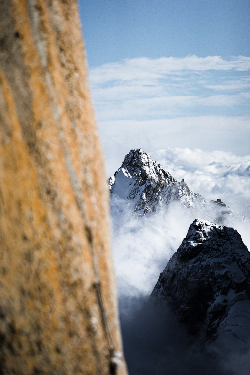 theverticalstory-q2uNh877S4s-unsplash45f8.jpg 方案配图,色彩意境,白色,