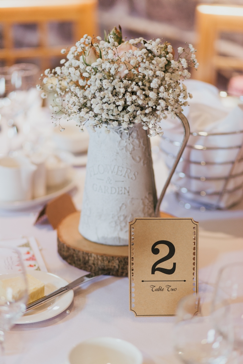 wedding-photography-cqBbXf1rLS0-unsplash2e18.jpg 方案配图,色彩意境,白色,