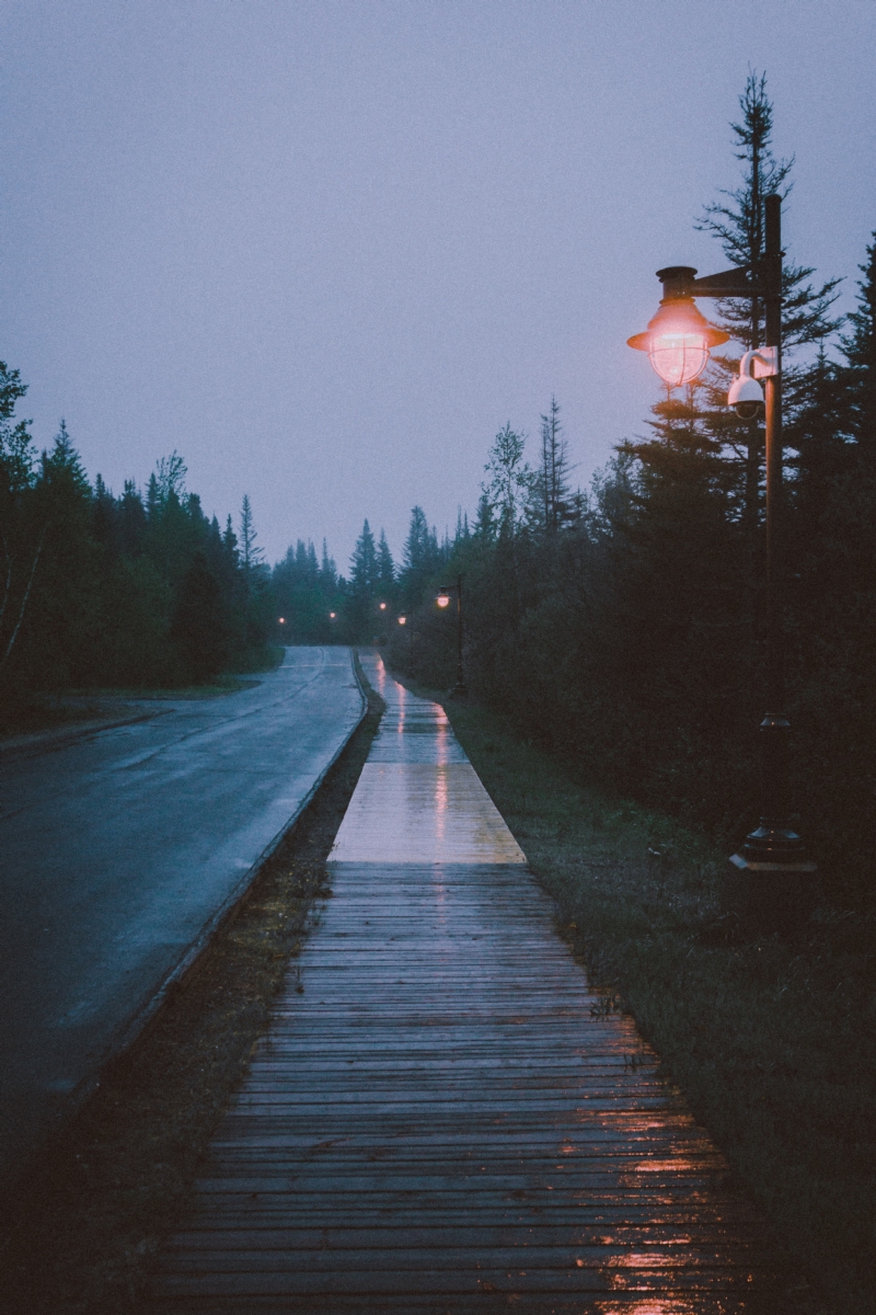 alexandre-croussette-kOjfvm1lmVA-unsplash4bc6.jpg 方案配图,色彩意境,黑色,