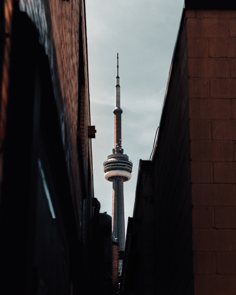 andrik-langfield-Dbn32kBsLsk-unsplash2853.jpg 方案配图,色彩意境,黑色,