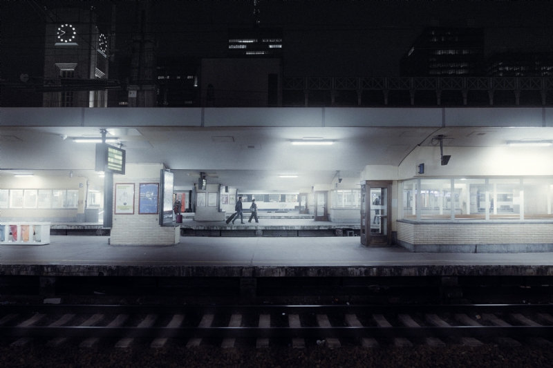 ansgar-scheffold-gbNbAqPRDZU-unsplashef97.jpg 方案配图,色彩意境,黑色,