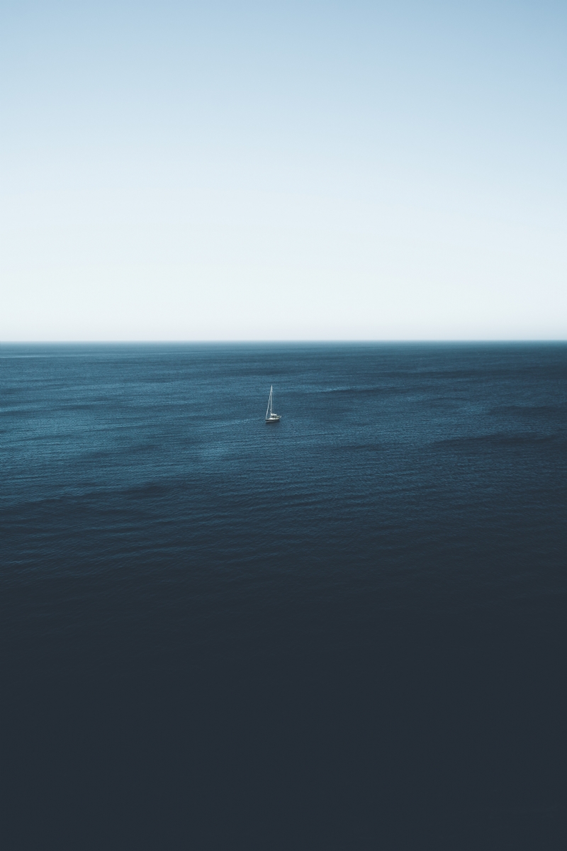 diogo-sousa-ZVKodjhgJa0-unsplashe533.jpg 方案配图,色彩意境,黑色,