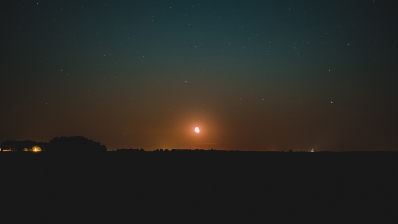 jules-d-Qm6BnDPuiEw-unsplash139c.jpg 方案配图,色彩意境,黑色,