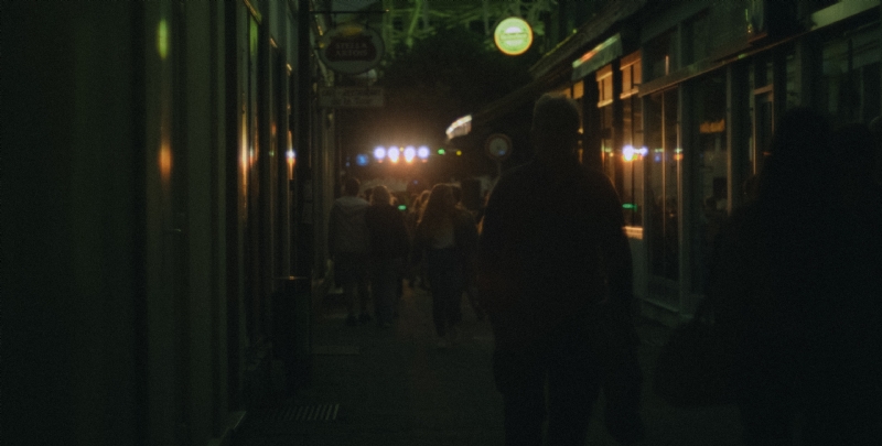 mathieu-bigard-vTQV0uvlf2A-unsplash6dc8.jpg 方案配图,色彩意境,黑色,