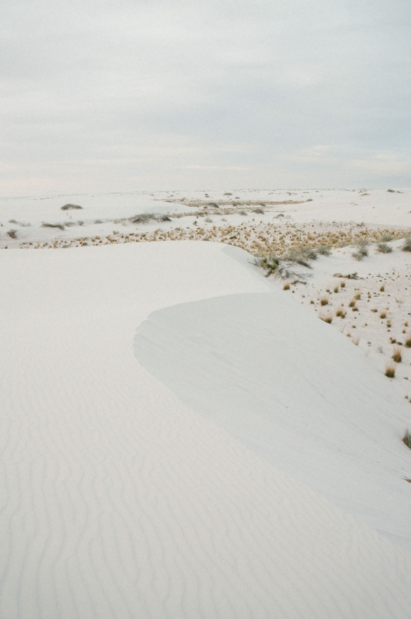 cason-asher-Fehuczca-MM-unsplash098f.jpg 方案配图,色彩意境,灰色,