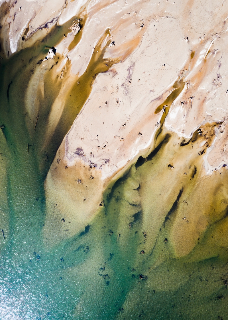 john-westrock-0HmYBhpfaxA-unsplash3c45.jpg 方案配图,色彩意境,灰色,