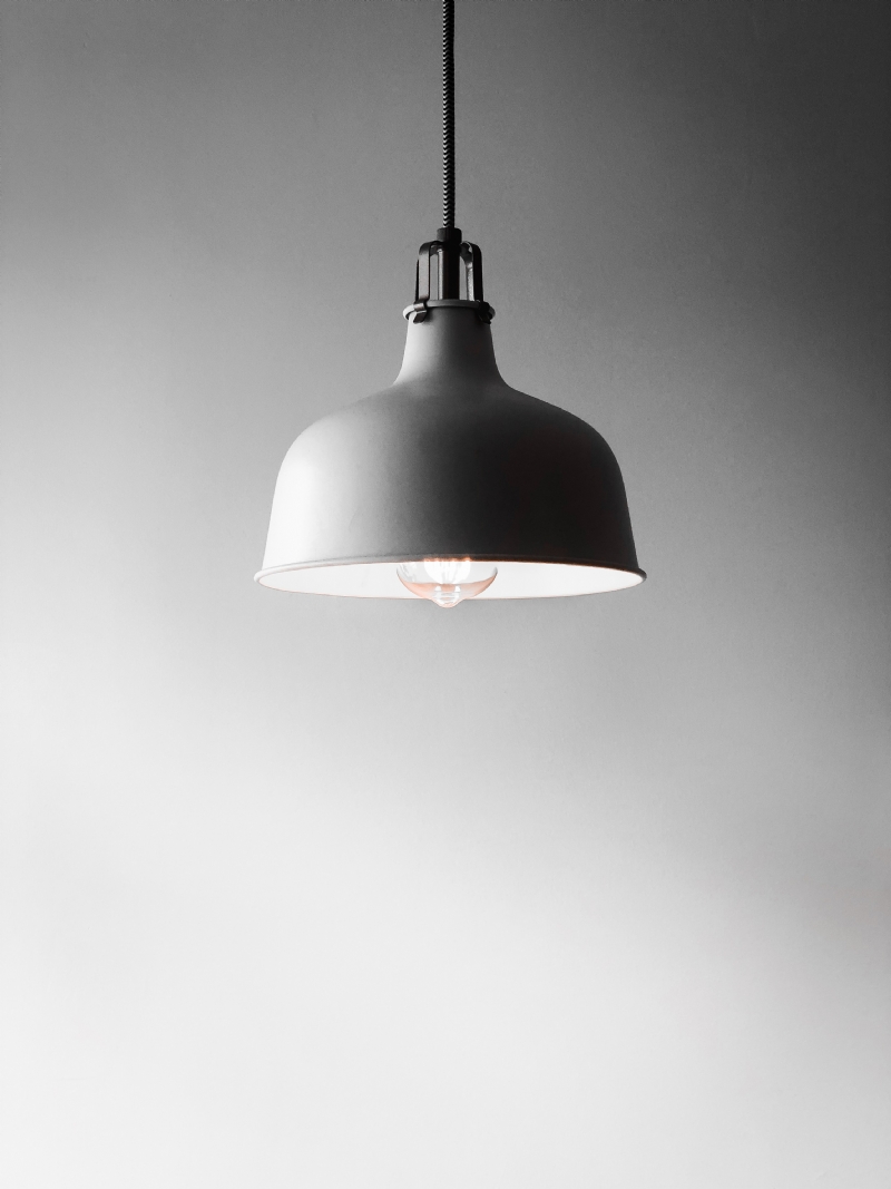 phil-desforges-KP7p0-DRGbg-unsplash73be.jpg 方案配图,色彩意境,灰色,