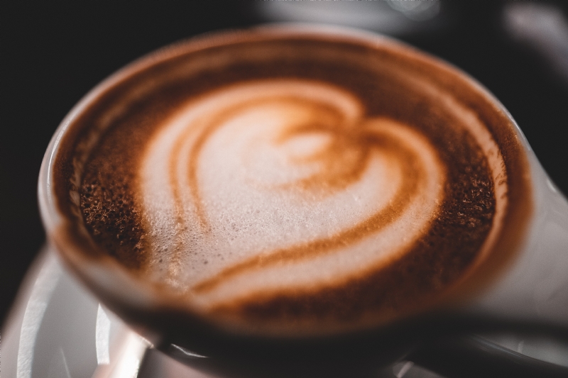 claude-piche-MBY_oMYl_Kk-unsplashef8c.jpg 方案配图,格调渲染,唯美梦幻,