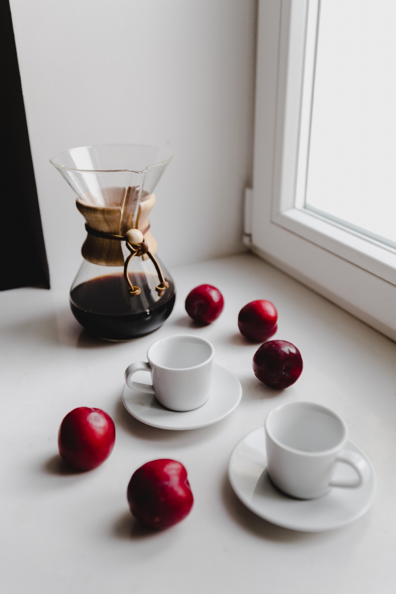 kaboompics_Delicious morning freshly brewed filter coffee.jpg 参考素材,灵感来源,色彩搭配,