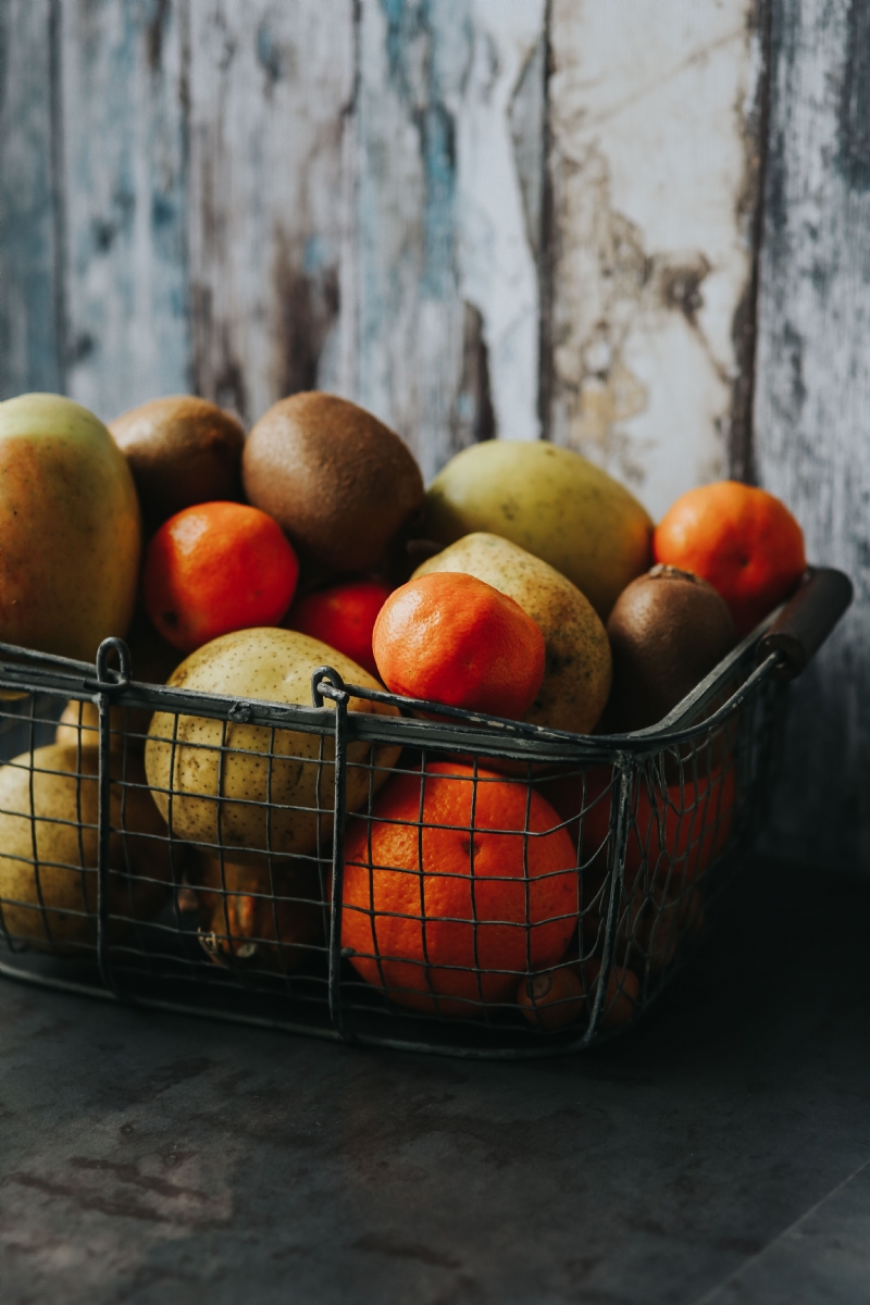 kaboompics_Fruit basket.jpg 参考素材,灵感来源,色彩搭配,