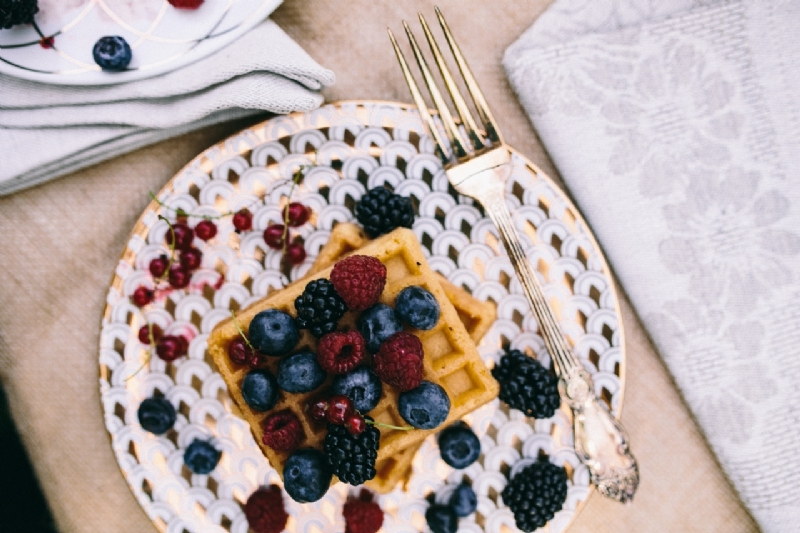 kaboompics_Healthy lunch in the garden-2.jpg 参考素材,灵感来源,色彩搭配,