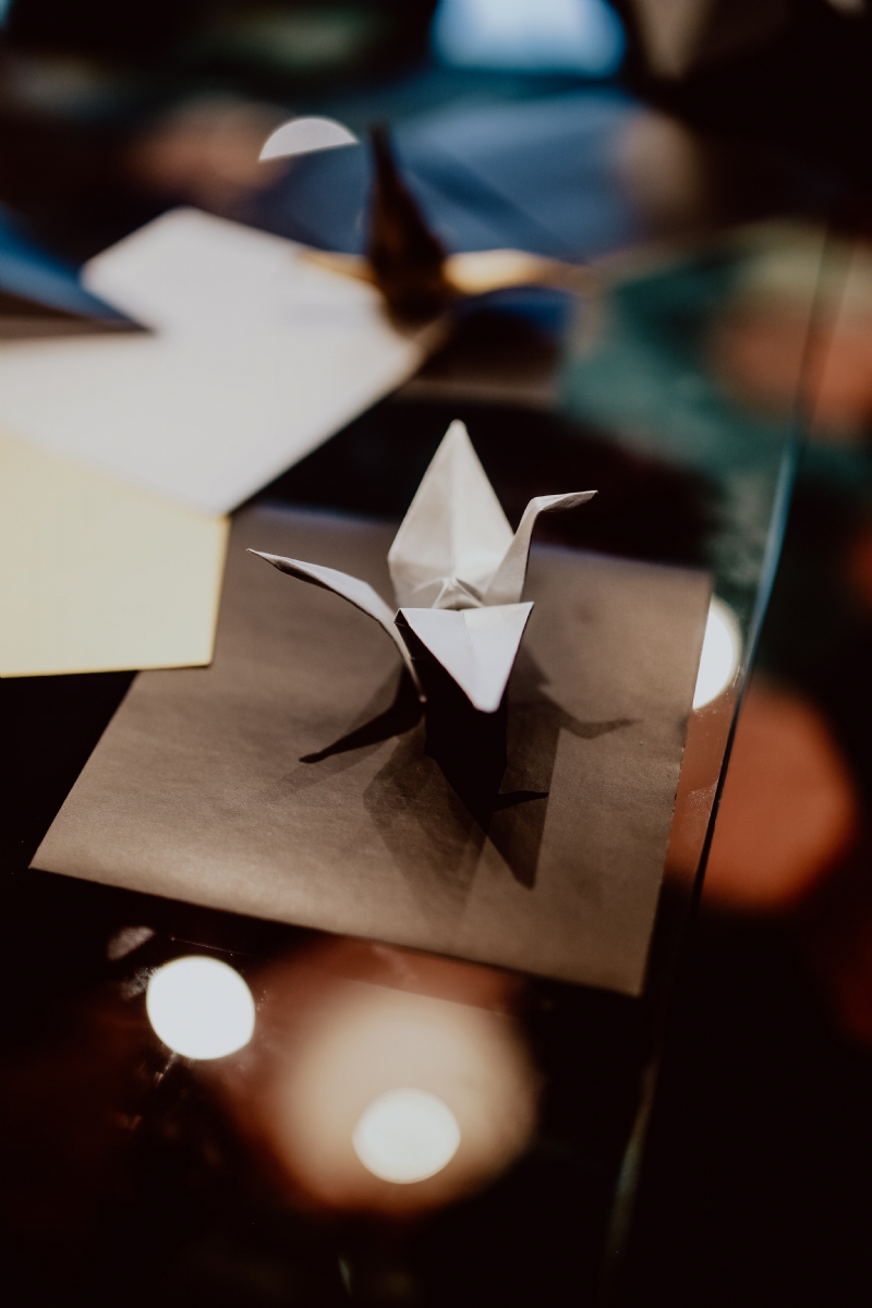 kaboompics_Origami Bird.jpg 参考素材,灵感来源,色彩搭配,