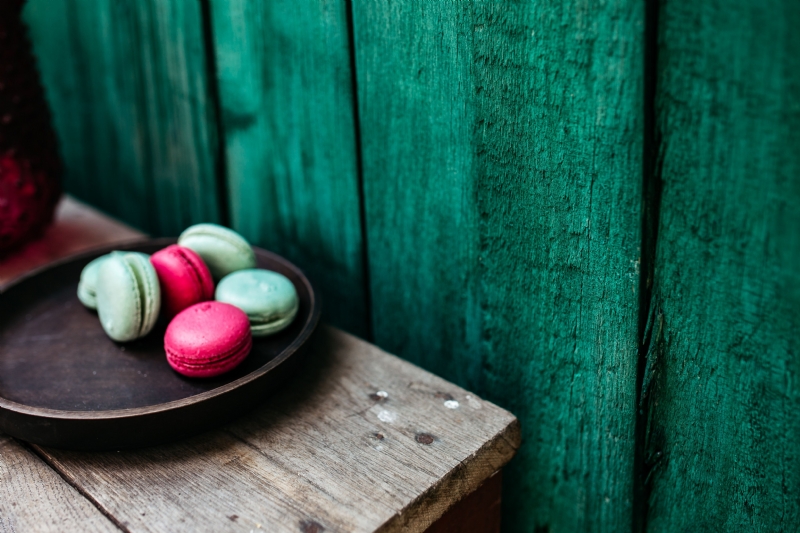 kaboompics_Pink & Green Macaroons.jpg 参考素材,灵感来源,色彩搭配,