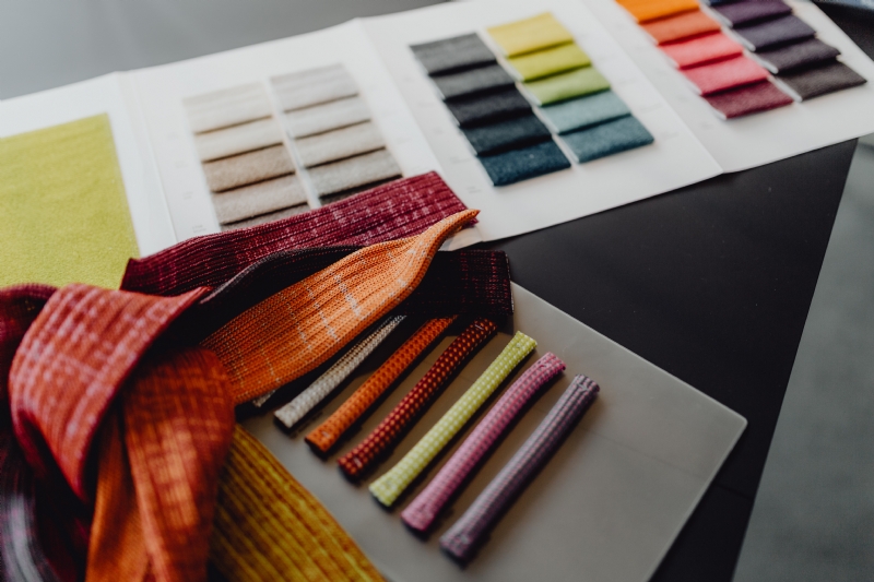 kaboompics_Colorful upholstery fabric samples.jpg 参考素材,灵感来源,色彩搭配,