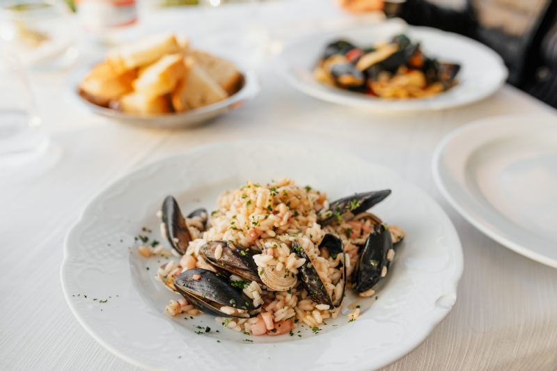 kaboompics_Risotto with seafood.jpg 参考素材,灵感来源,色彩搭配,