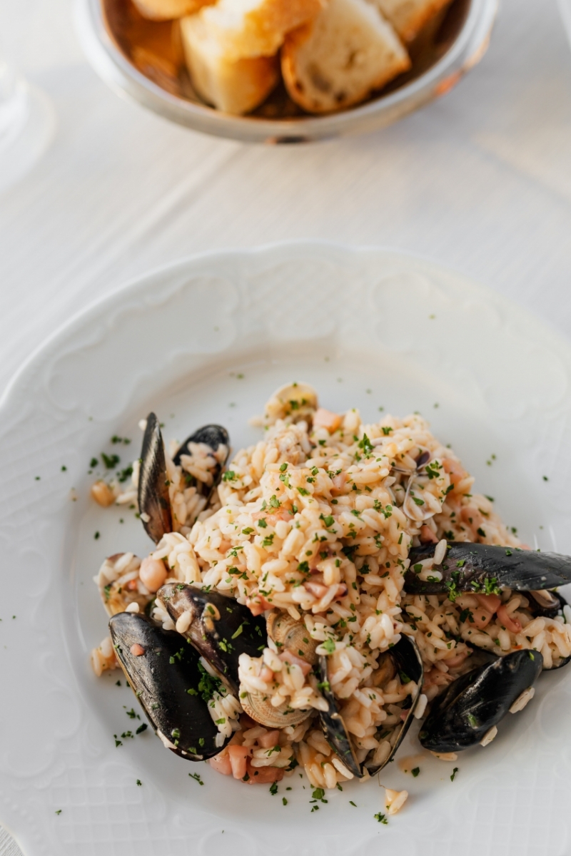 kaboompics_Risotto with seafood-2.jpg 参考素材,灵感来源,色彩搭配,