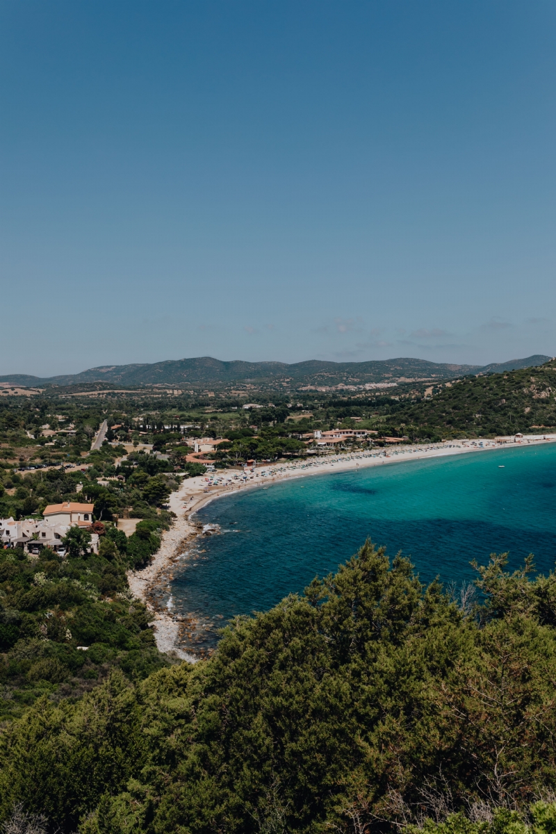 kaboompics_Beautiful sea coastline, Sardinia, Italy.jpg 方案配图,色彩意境,绿色,