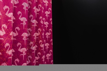 红色 kaboompics_Pink Flamingo Fabric-2.jpg