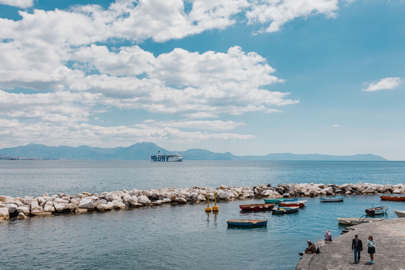 kaboompics_Naples, Italy. Tyrrhenian Sea.jpg 方案配图,色彩意境,蓝色,