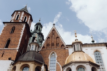 宗教 kaboompics_Royal Wawel Castle and Cathedral in Cracow, Poland-2.jpg