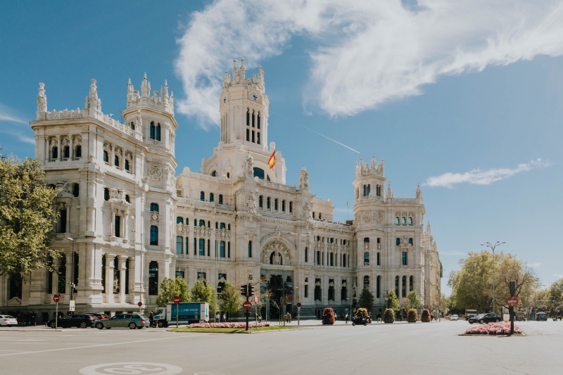 kaboompics_Plaza de la Cibeles - Central Post Office (Palacio de Comunicaciones), Madrid, Spain.jpg 建筑参考,公共建筑,政府,