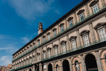 公共建筑 kaboompics_Real Teatro di San Carlo, Naples, Italy.jpg