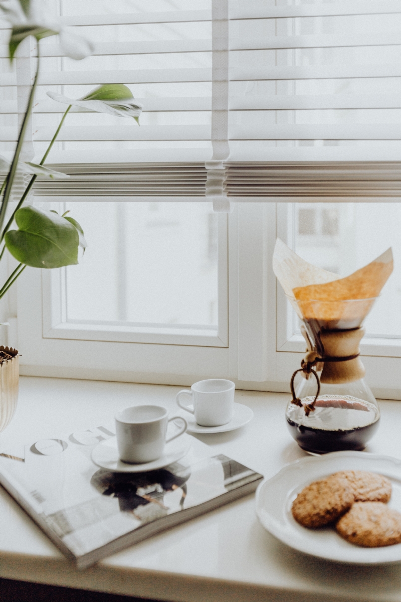 kaboompics_Brewing third wave coffee with Chemex.jpg 建筑参考,局部元素,室内装饰,