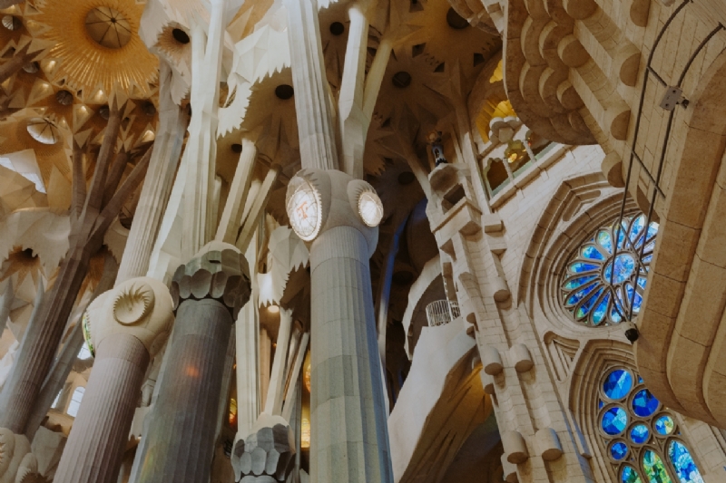 kaboompics_Sagrada Familia - the cathedral designed by Gaudi, Barcelona, Spain-2.jpg 建筑参考,局部元素,室内装饰,