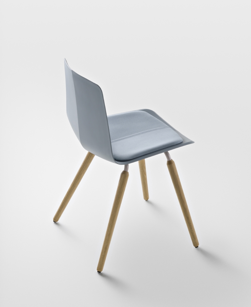 Stratos-M-Maxdesign-wooden-legs.jpg 软装单品,座具,餐椅,
