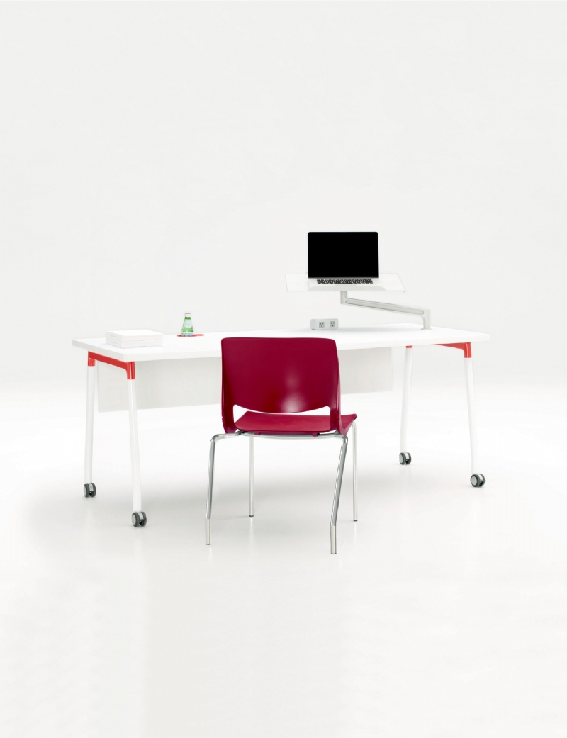 variable-stacking-chair-high-thesis-instuctor-tables-inside-view-with-chair-h.jpg 软装单品,办公,办公椅,