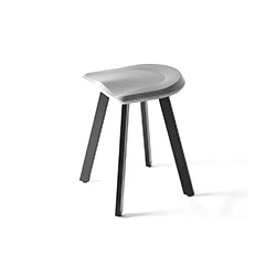 本土创造-矮凳-A low stool  