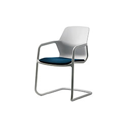 现代悬臂椅 Metrik cantilever chair  